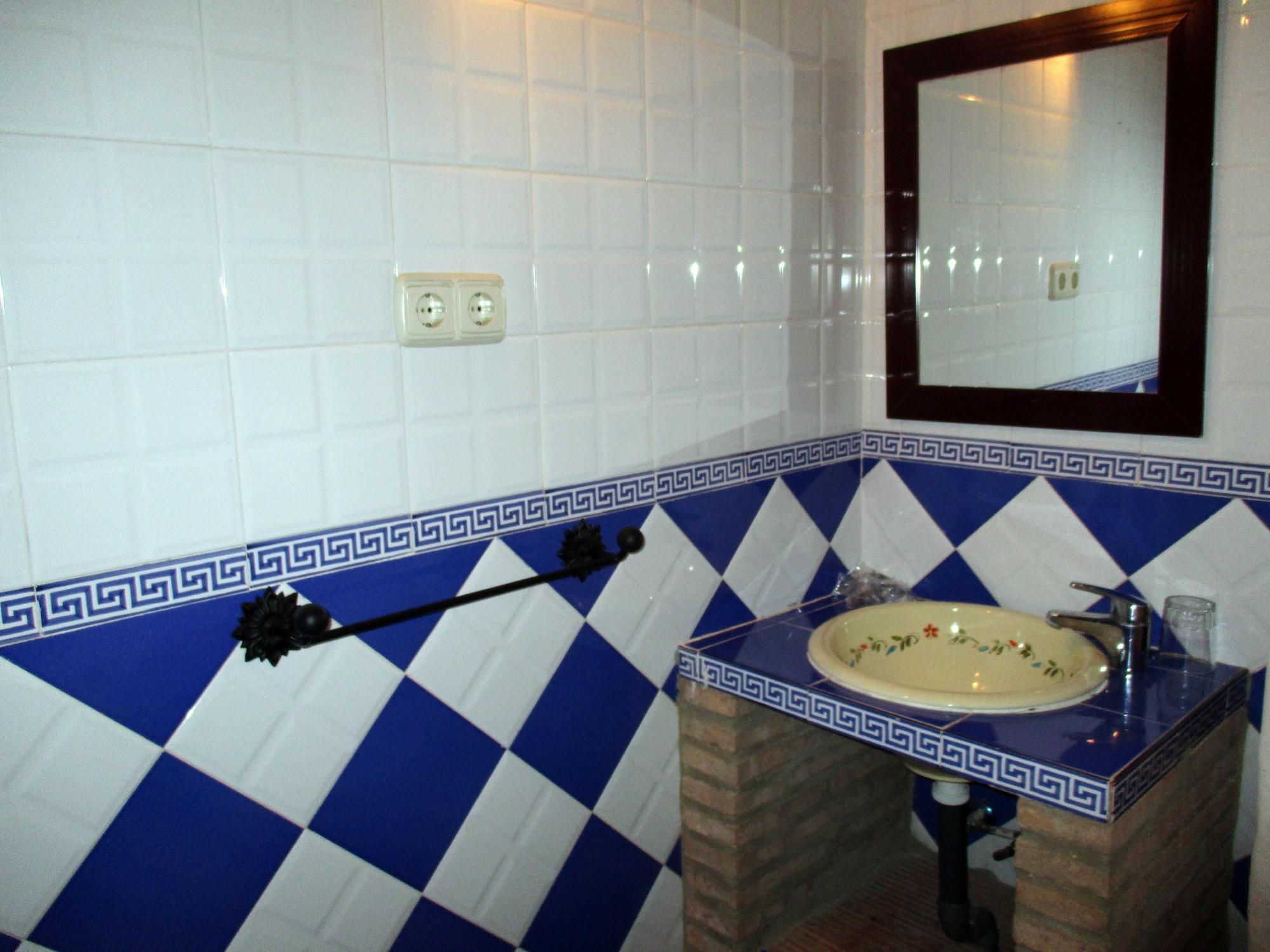 הואלבה Hotel Marina מראה חיצוני תמונה