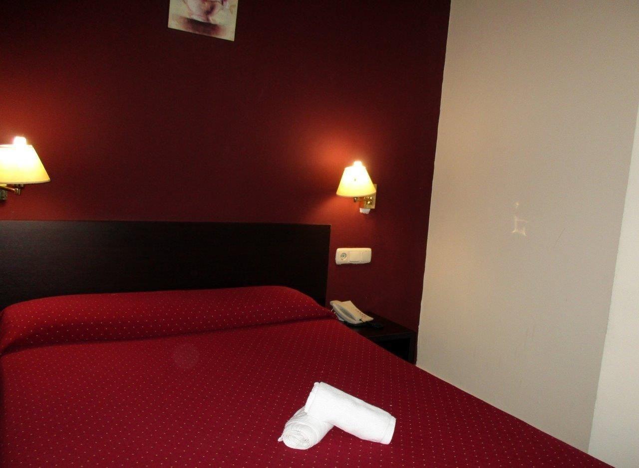 הואלבה Hotel Marina מראה חיצוני תמונה