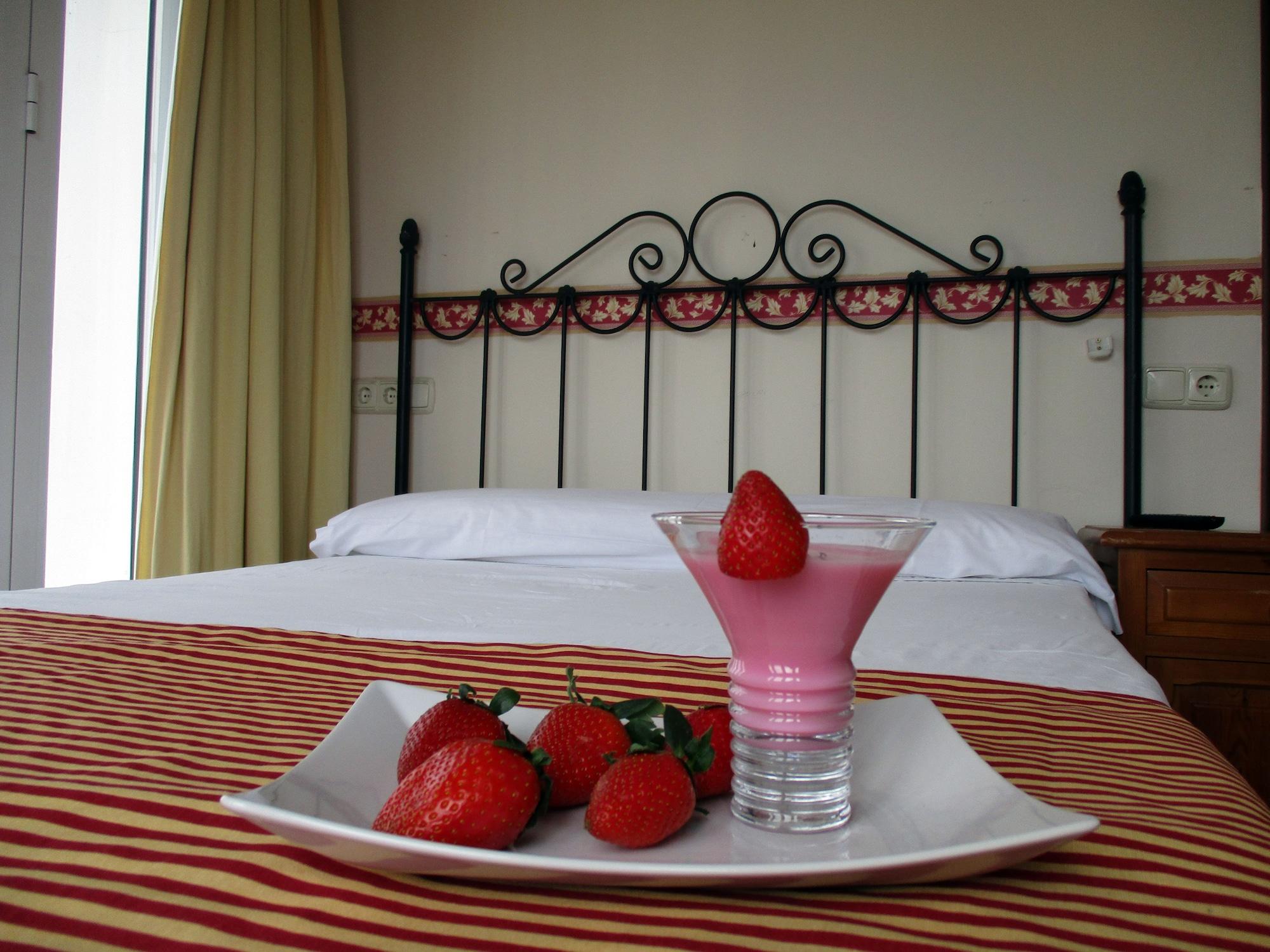 הואלבה Hotel Marina מראה חיצוני תמונה