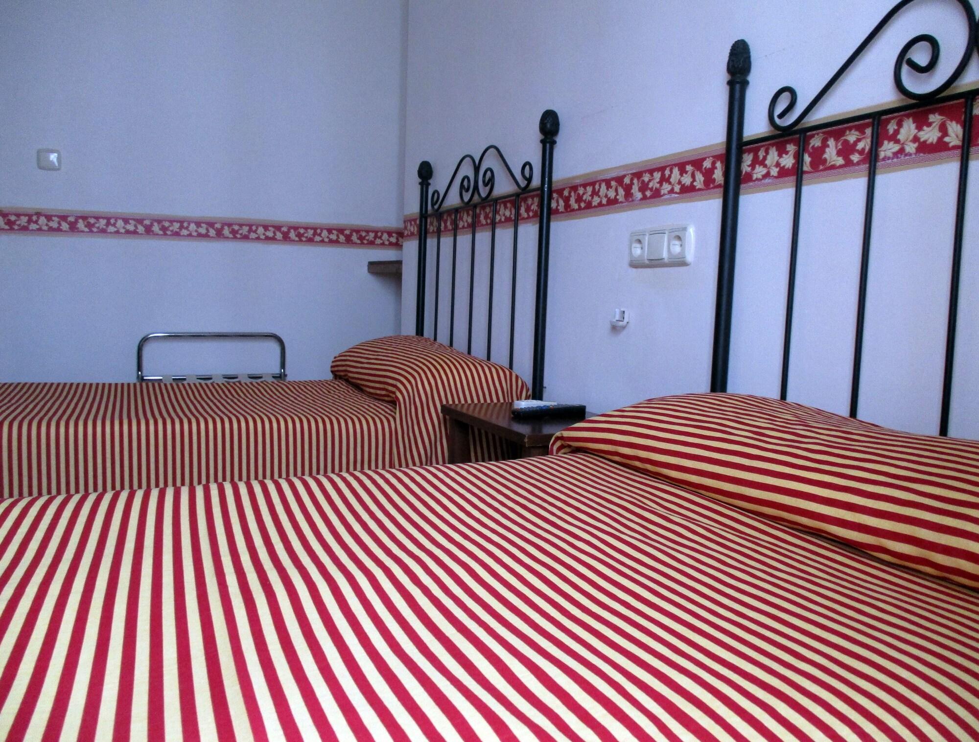 הואלבה Hotel Marina מראה חיצוני תמונה
