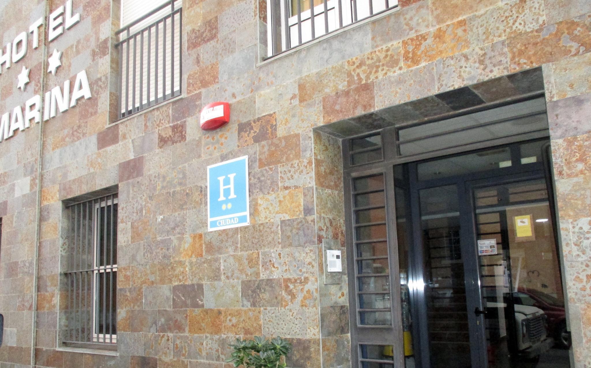 הואלבה Hotel Marina מראה חיצוני תמונה