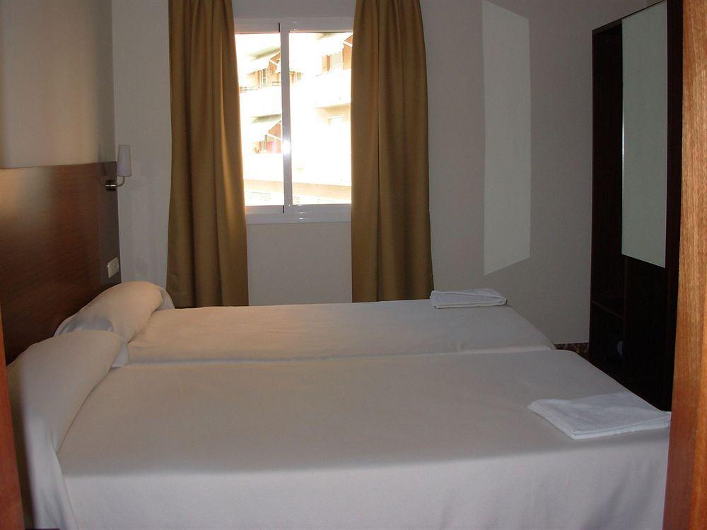 הואלבה Hotel Marina מראה חיצוני תמונה