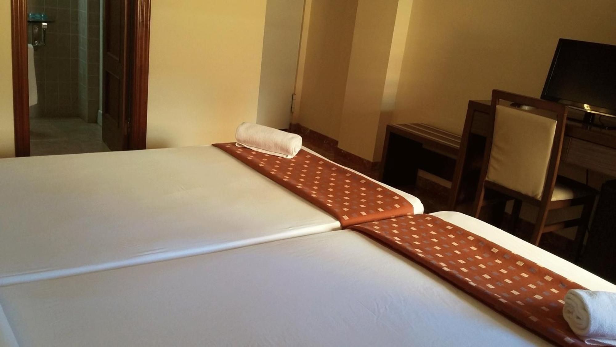 הואלבה Hotel Marina מראה חיצוני תמונה