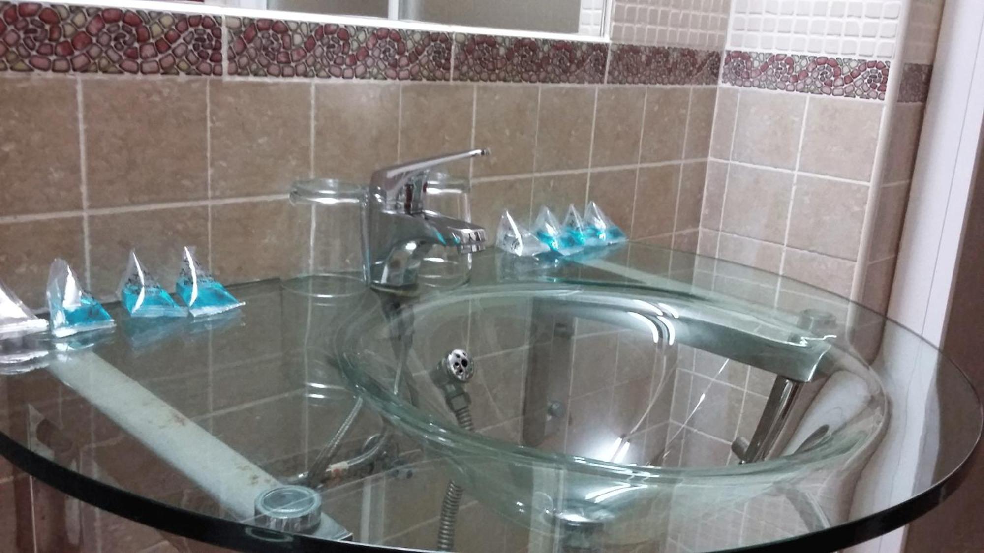 הואלבה Hotel Marina מראה חיצוני תמונה